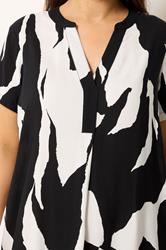 YOURS Plus Size Black Animal Pleat Front Dress | Yours Clothing 4