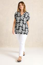 EVANS Plus Size Black Abstract Print Shirred Waist Trousers | Evans  2