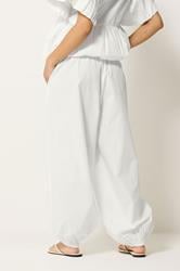 PixieGirl Petite Women's White Cotton Poplin Barrel Leg Trousers | PixieGirl 2