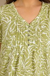 EVANS Plus Size Green Abstract Print Cotton Henley Top | Evans 4
