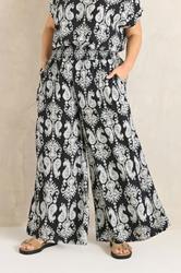 EVANS Plus Size Black Abstract Print Set | Evans 4