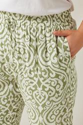 EVANS Plus Size Green Ikat Print Cuffed Harem Trousers | Evans  4