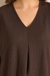 EVANS Curve Chocolate Brown Plisse Pleat Top  5