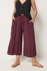 YOURS Plus Size Berry Red Scallop Crinkle Cropped Trousers | Yours Clothing 3