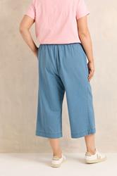 EVANS Plus Size Mid Blue Cropped Pull On Cotton Trousers | Evans 2
