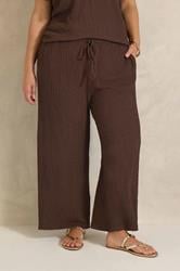 EVANS Plus Size Chocolate Brown Crinkle Wide Leg Trousers | Evans 3