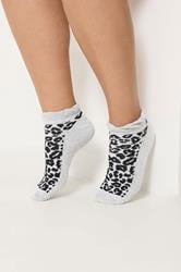 YOURSET 4 PACK Plus Size Black Animal Print Trainer Liner Socks | Yours Clothing 2