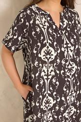 EVANS Plus Size Chocolate Brown Abstract Print Midi Shift Dress | Evans  4