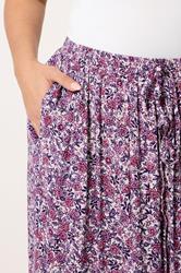 YOURS Plus Size Pink Ditsy Floral Tiered Skirt | Yours Clothing 4