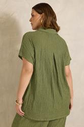 EVANS Plus Size Khaki Green Crinkle Short Sleeve Top | Evans 2