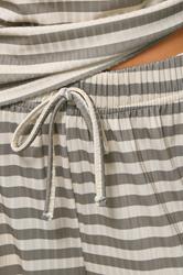 PixieGirl Petite Women's Set Cream Stripe T-Shirt & Wide Leg Trouser | PixieGirl  4