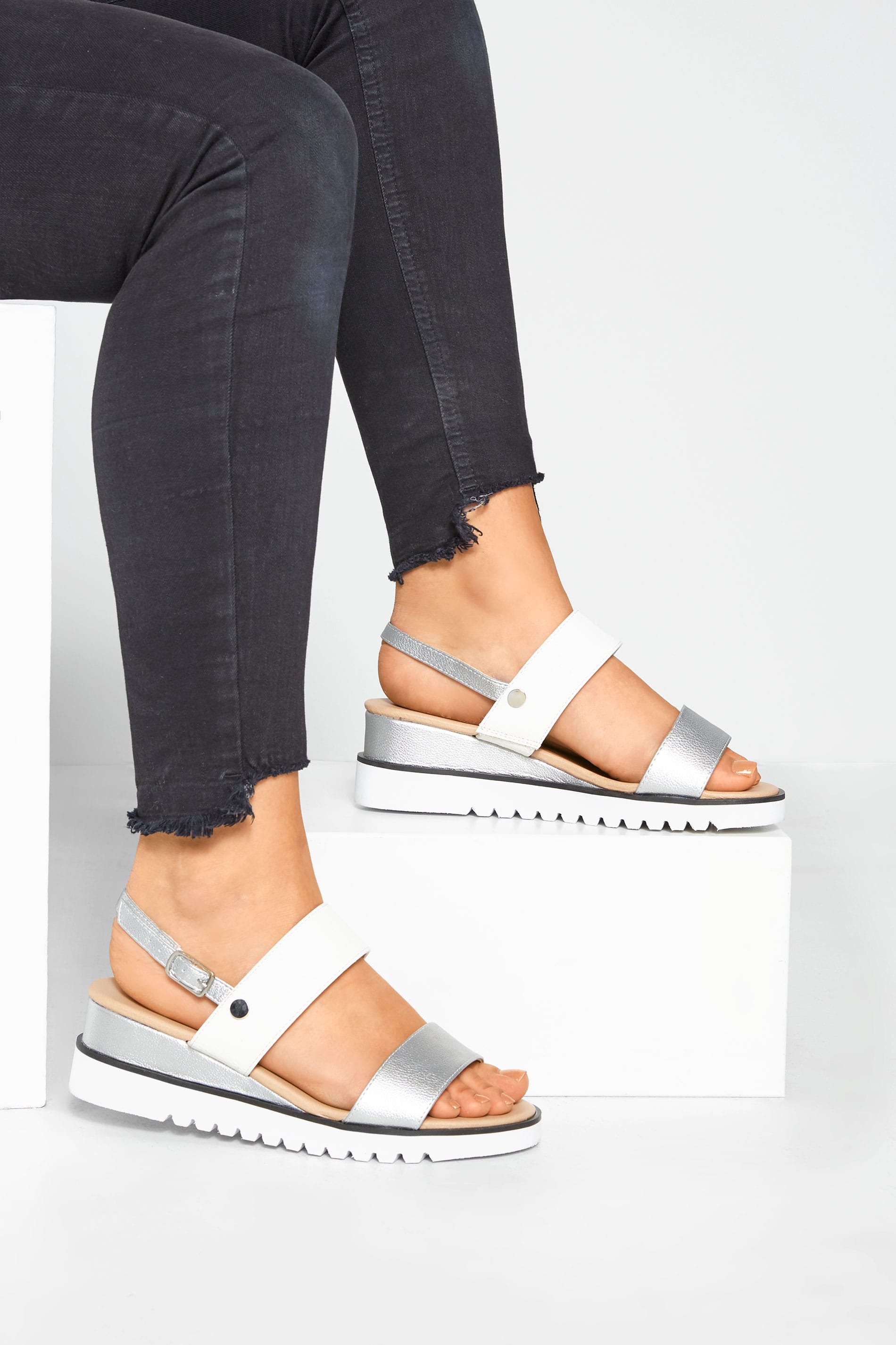 White \u0026 Silver Sporty Wedge Sandals In 