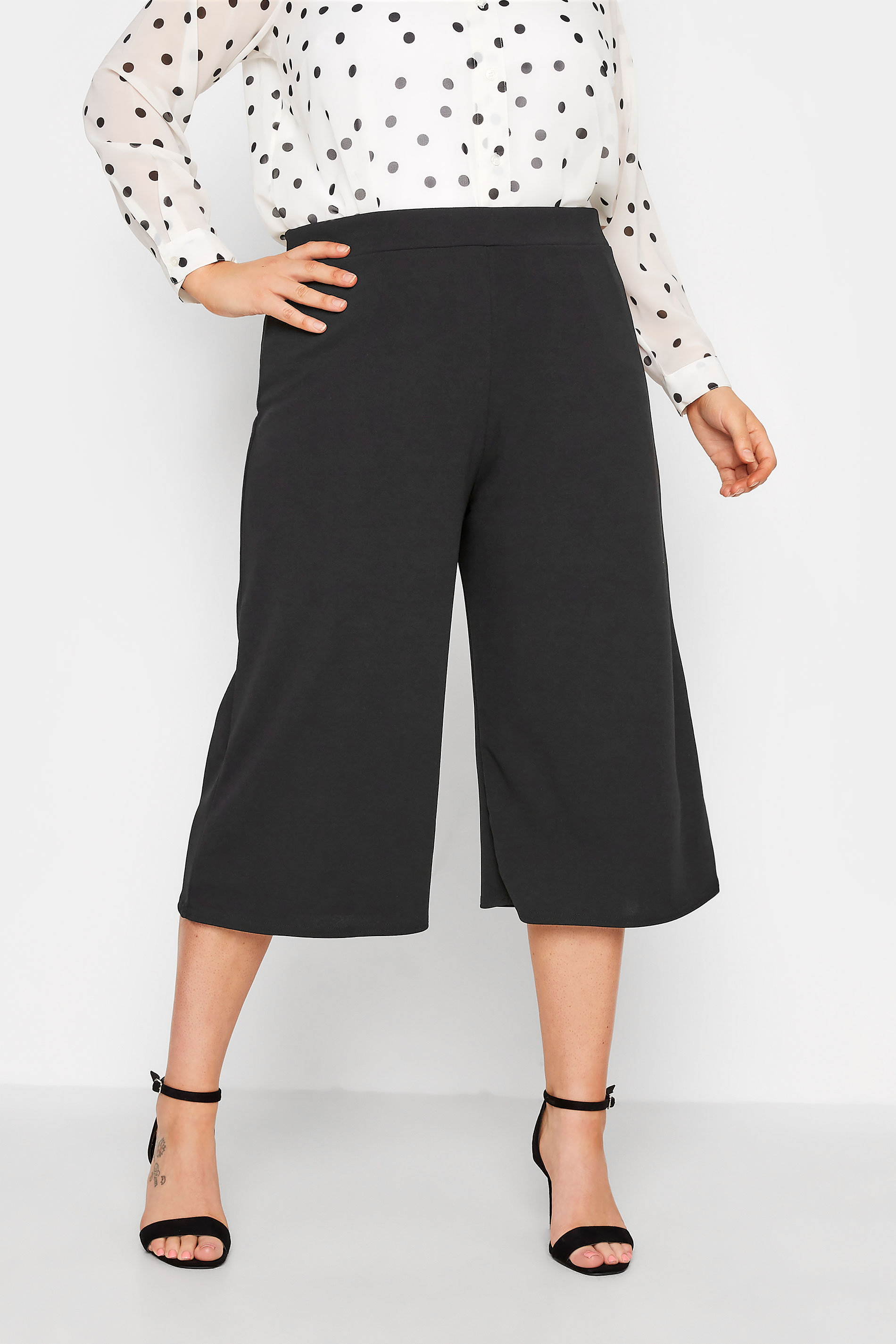 YOURS LONDON Plus Size Black Wide Leg Culottes | Yours Clothing  1