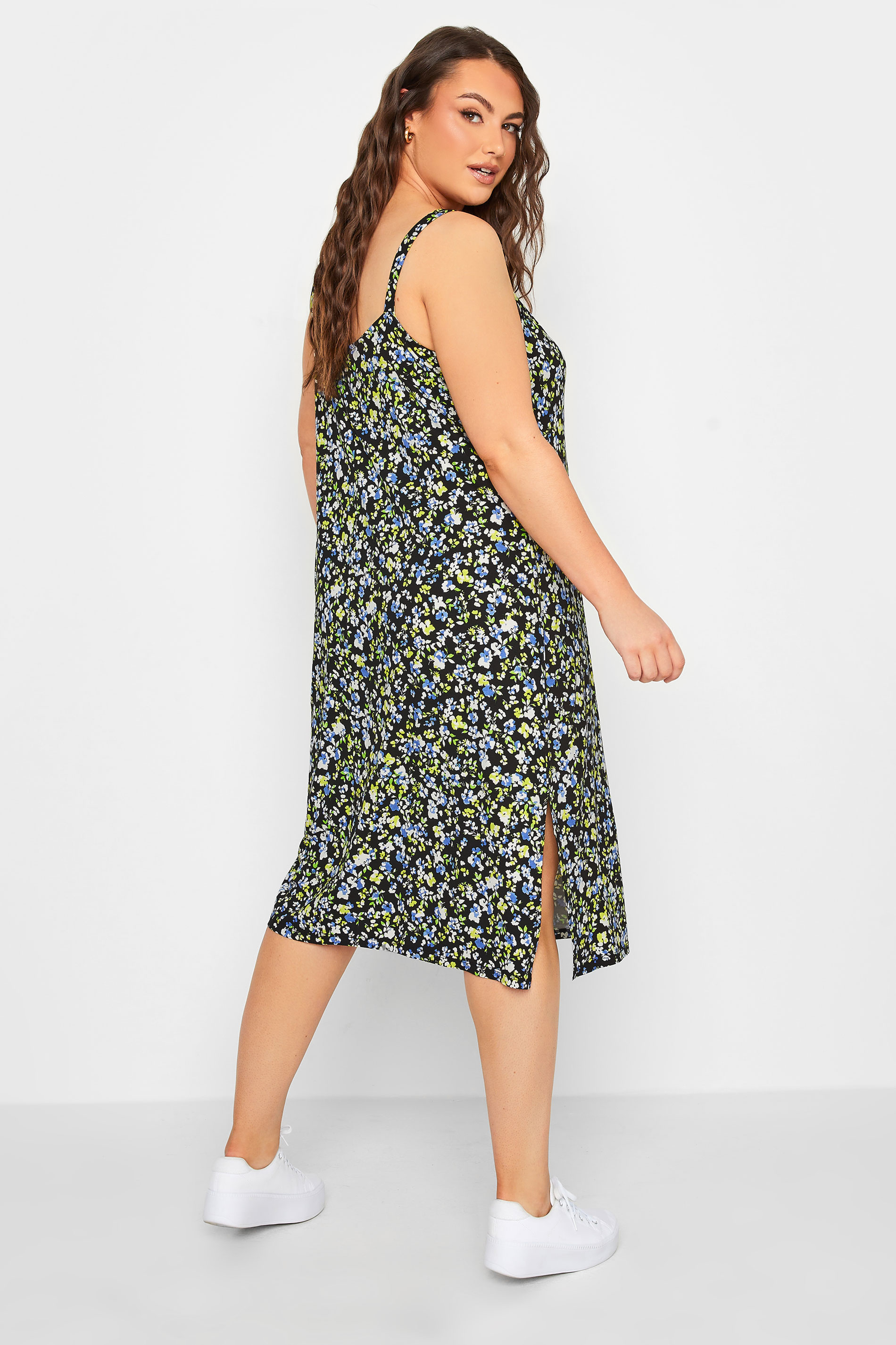YOURS Curve Black Ditsy Floral Print Beach Dress | Yours Clothing 3