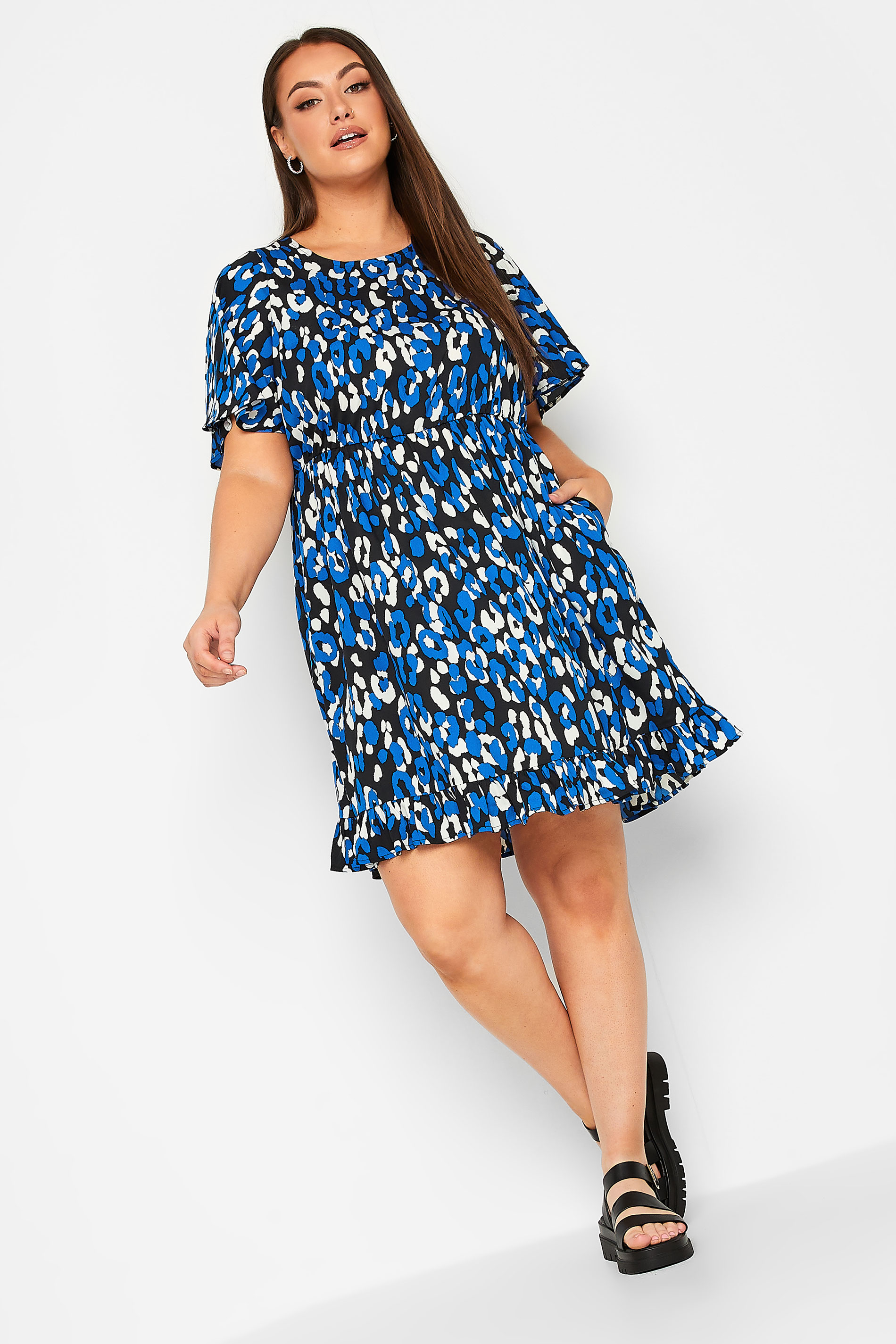 LIMITED COLLECTION Curve Plus Size Blue Leopard Print Mini Dress | Yours Clothing  2