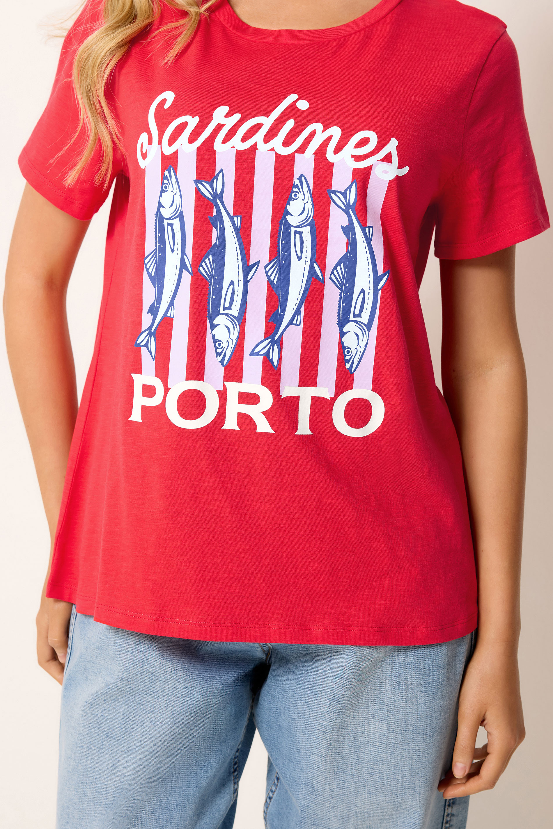 M&Co Red Sardines Graphic Print Cotton T-Shirt | M&Co 5
