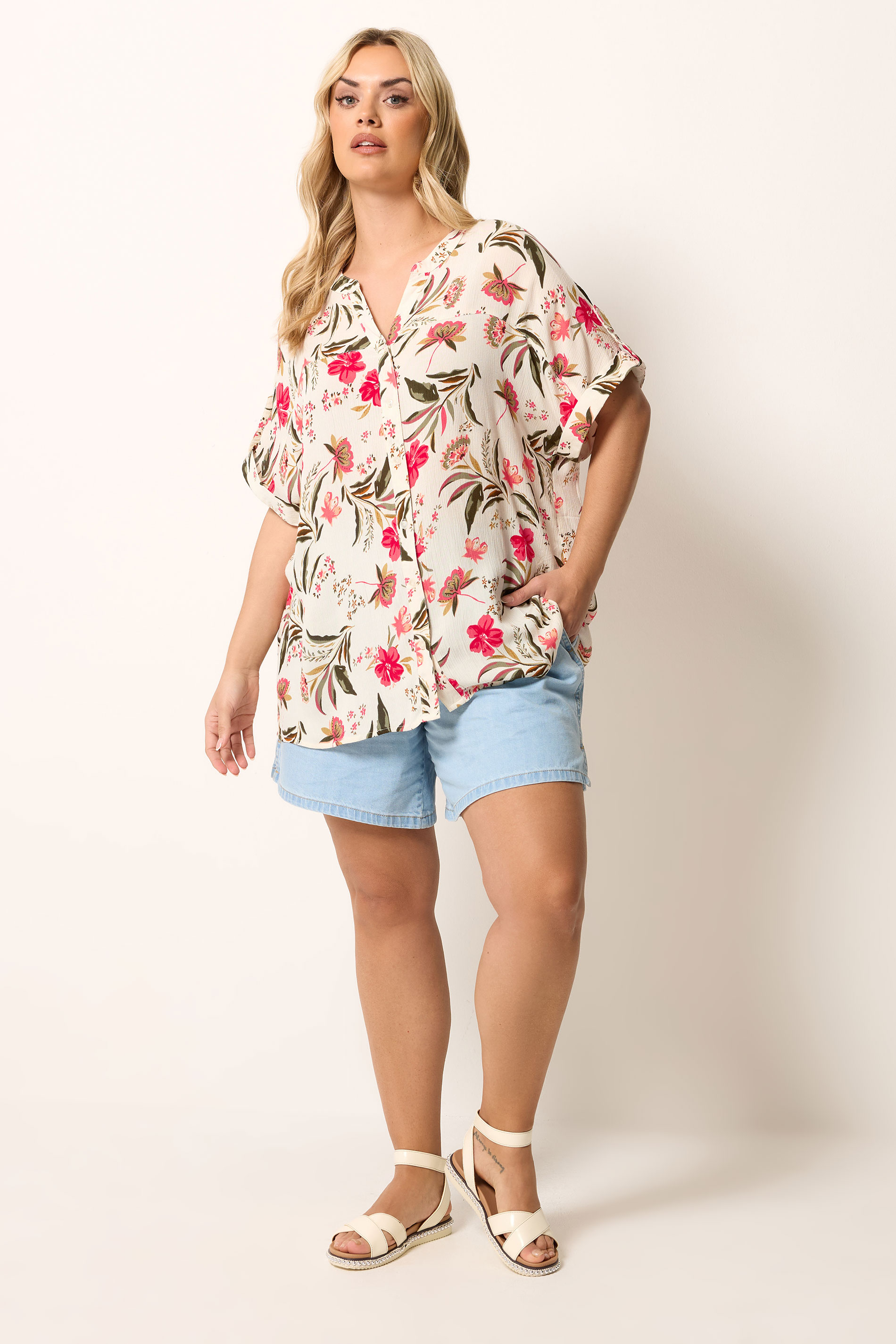 https://cdn.yoursclothing.com/Images/ProductImages/a469d0fe-dc25-4c_175381_B.jpg