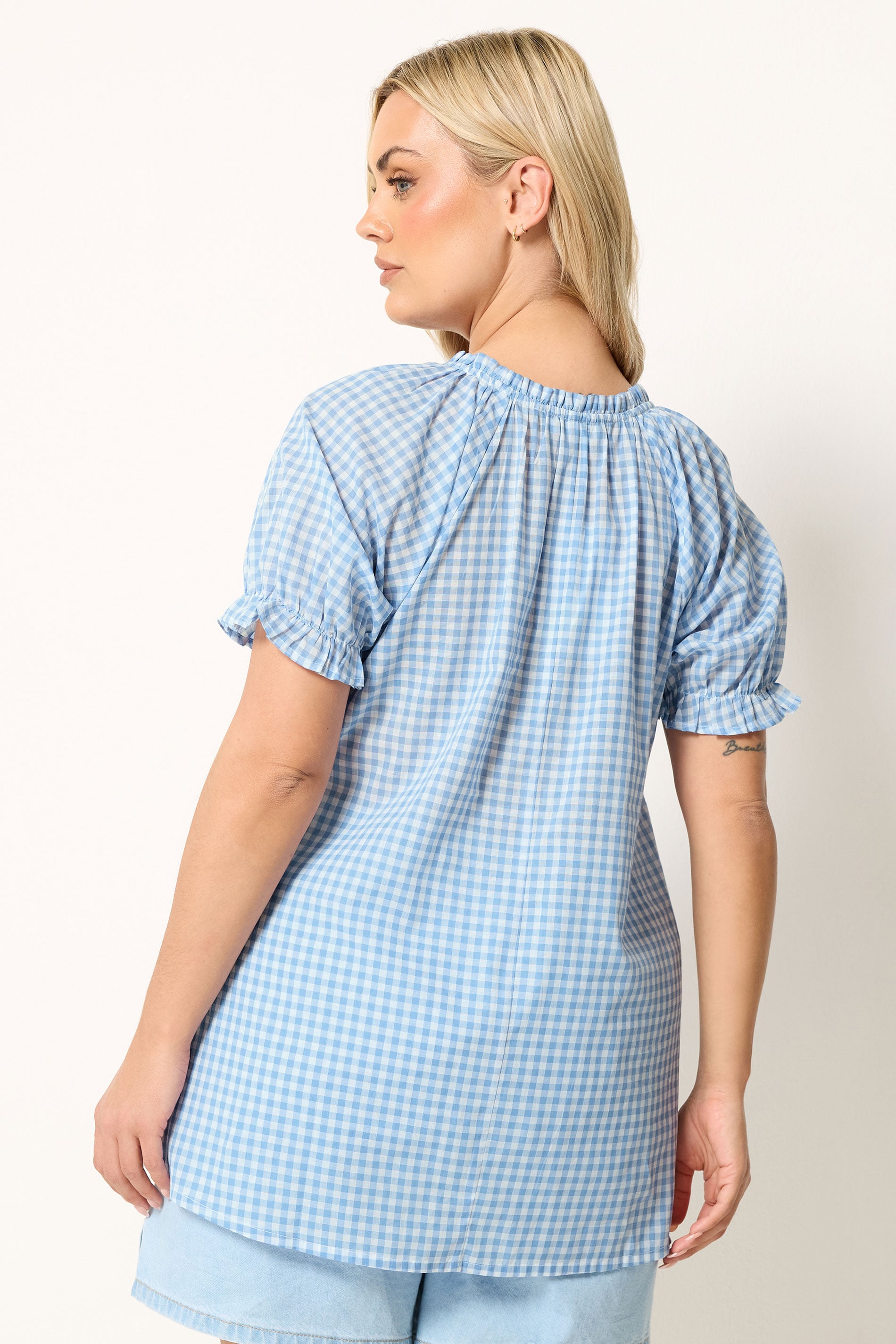 YOURS Plus Size Baby Blue Gingham Puff Sleeve Blouse | Yours Clothing 2