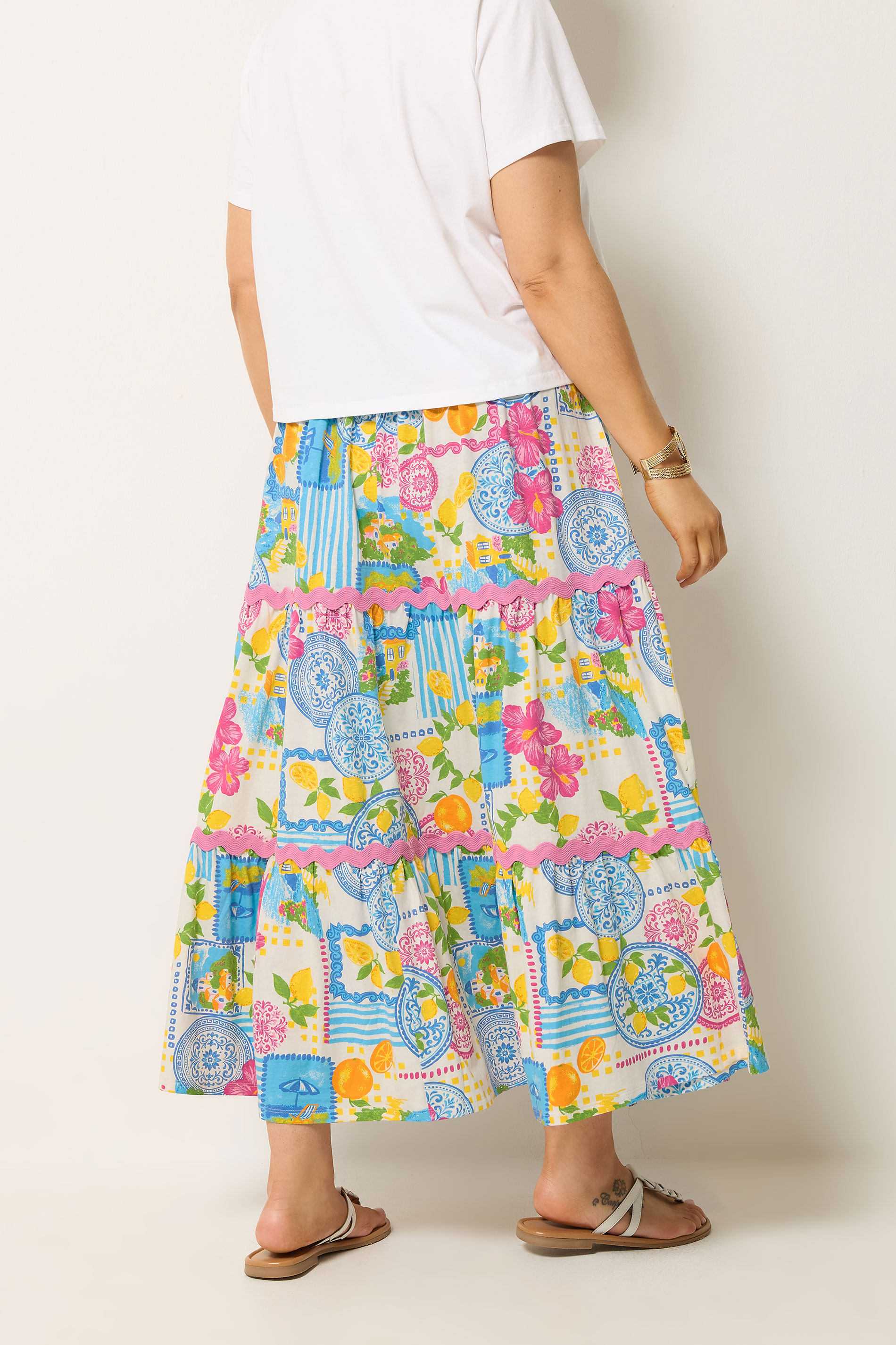 YOURS Plus Size White Tile Print Tiered Maxi Skirt | Yours Clothing 2