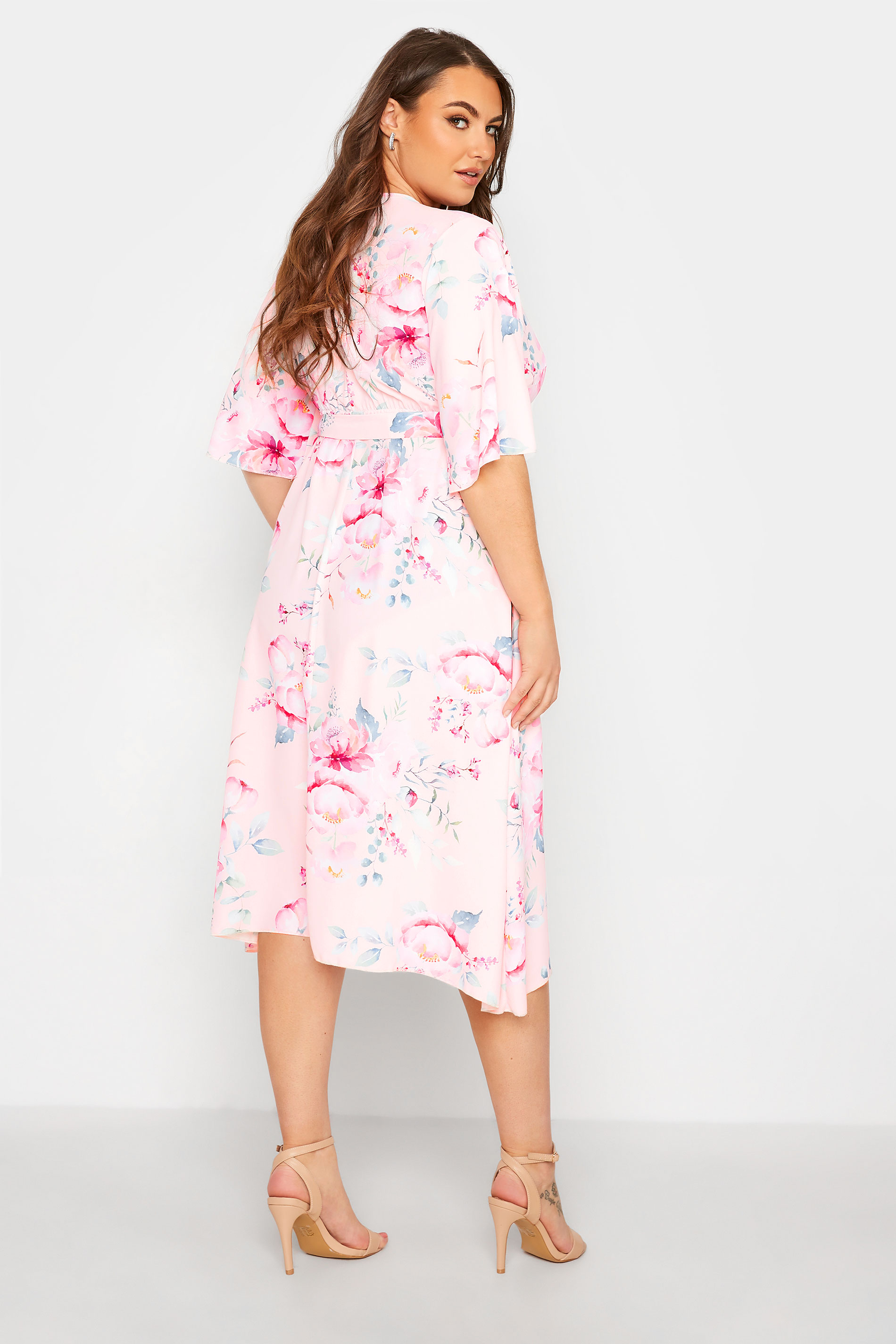 Robes Grande Taille Grande taille  Robes Portefeuilles | YOURS LONDON - Robe Rose Poudré Floral Style Portefeuille - FX64690
