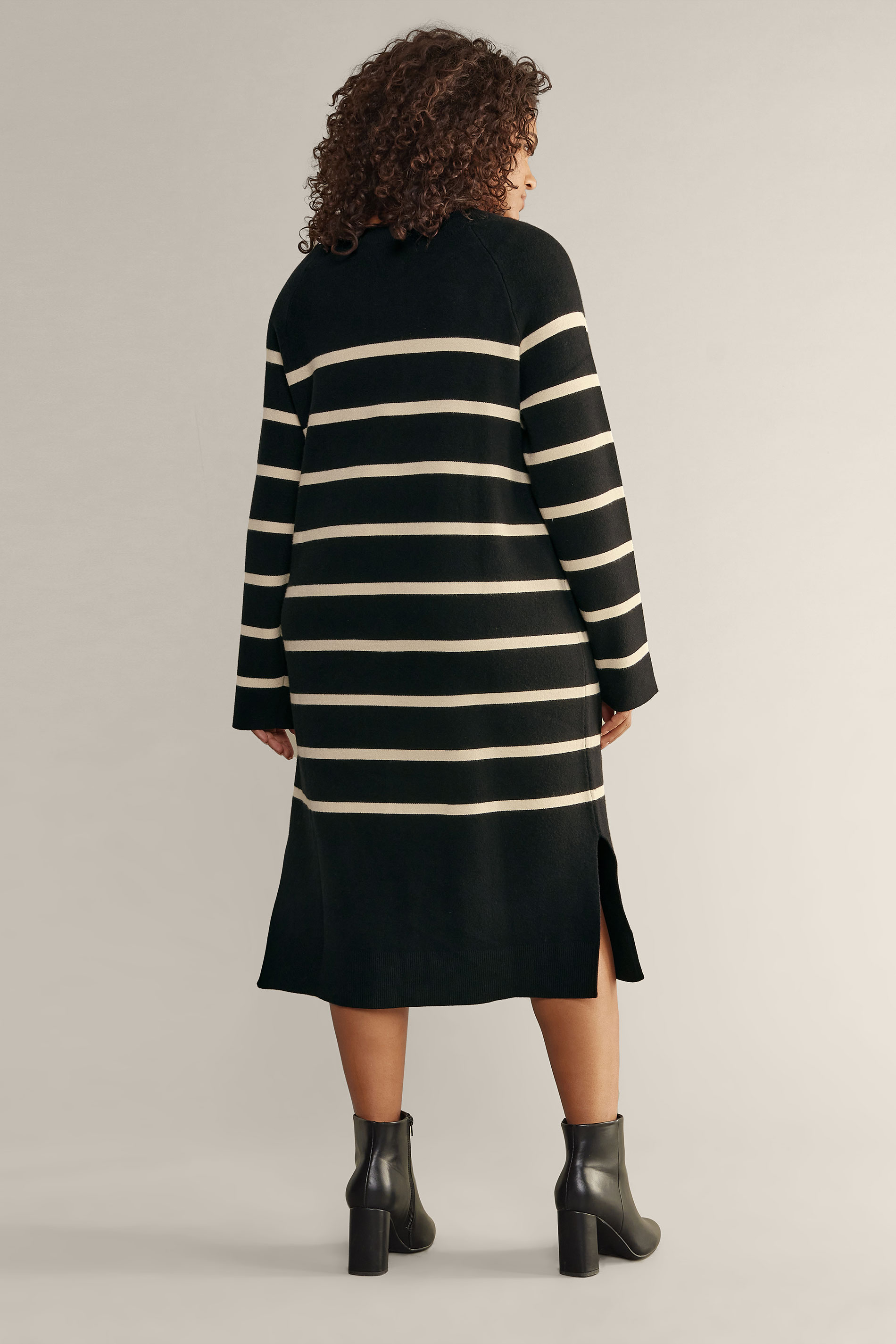 EVANS Plus Size Black & Ivory White Striped Knitted Jumper Dress | Evans 3