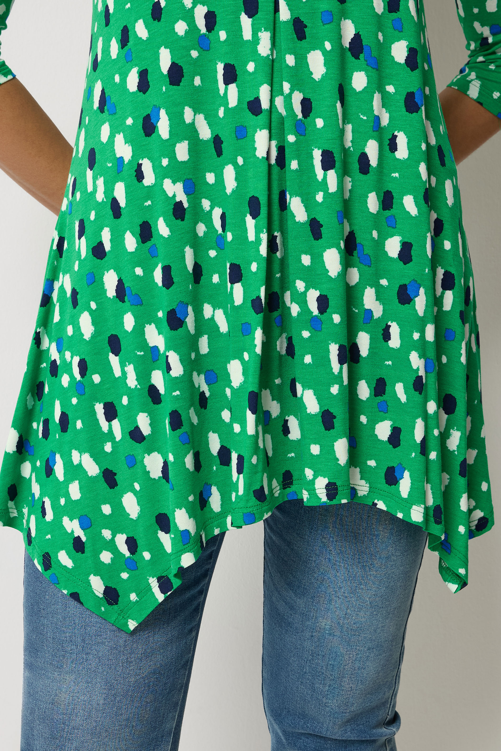 M&Co Green Spot Print Hanky Hem Top | M&Co 4