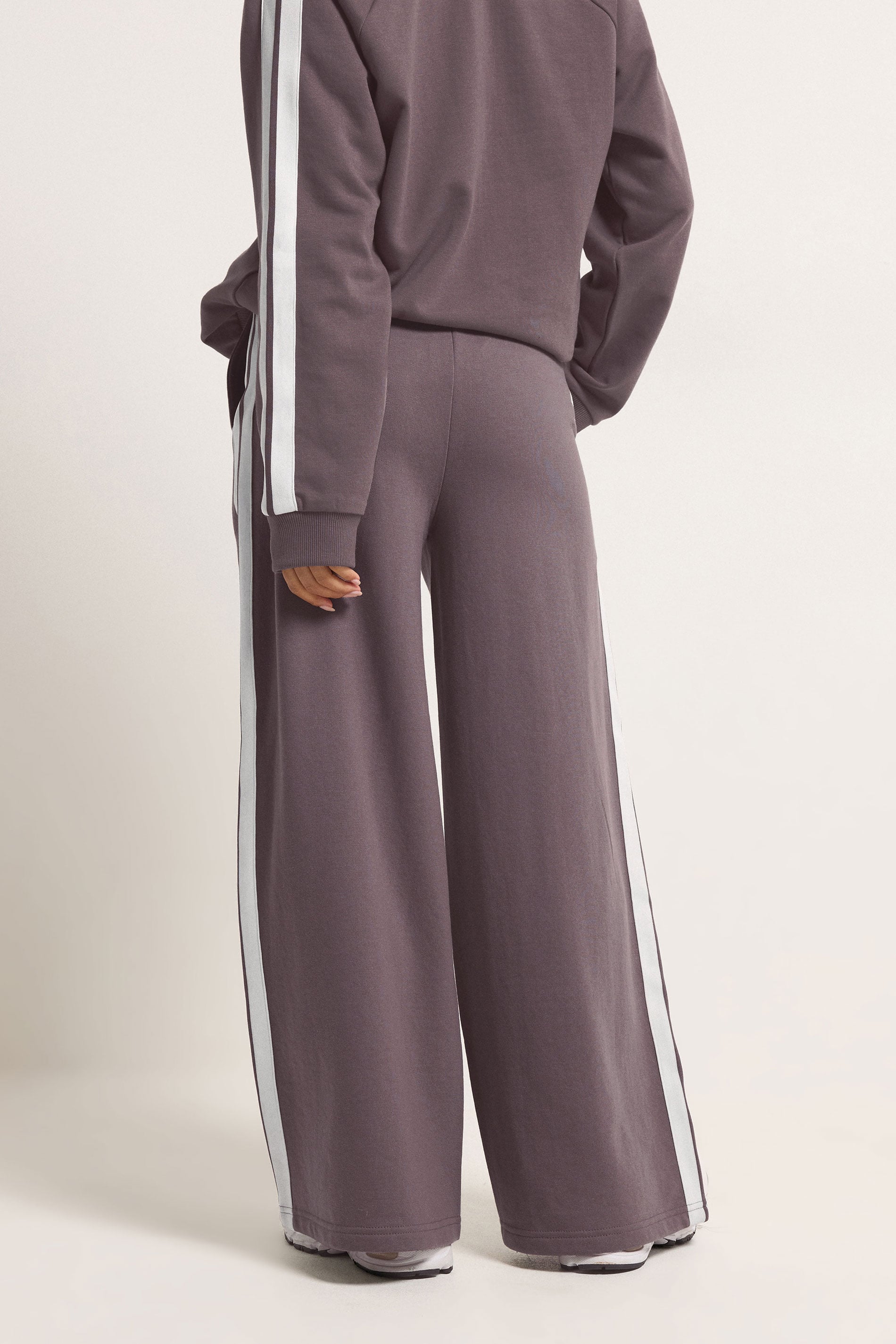 PixieGirl Petite Women's Plum Purple Side Stripe Wide Leg Joggers | PixieGirl 4