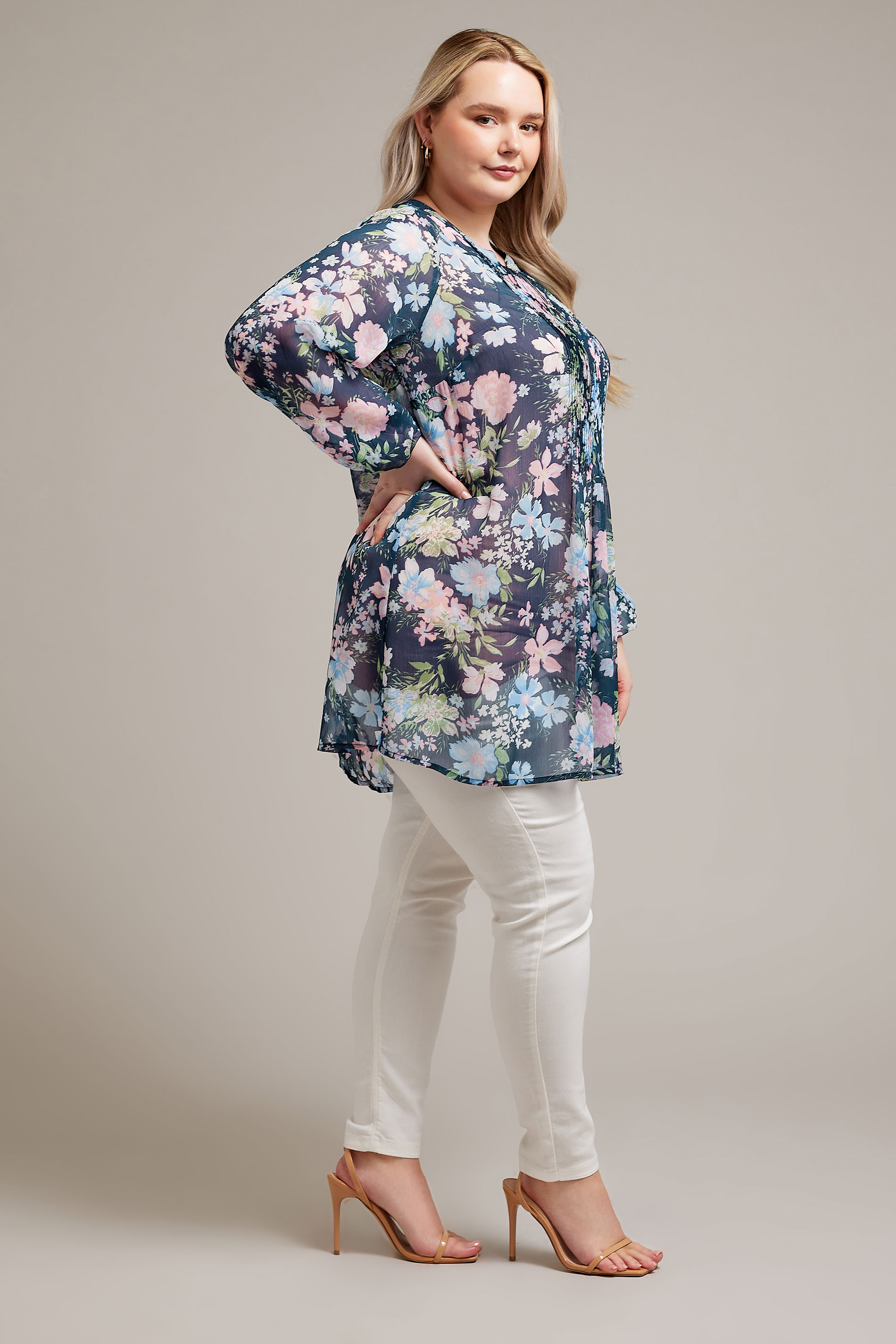 YOURS LONDON Plus Size Navy Blue Floral Print Zip Blouse | Yours Clothing 2