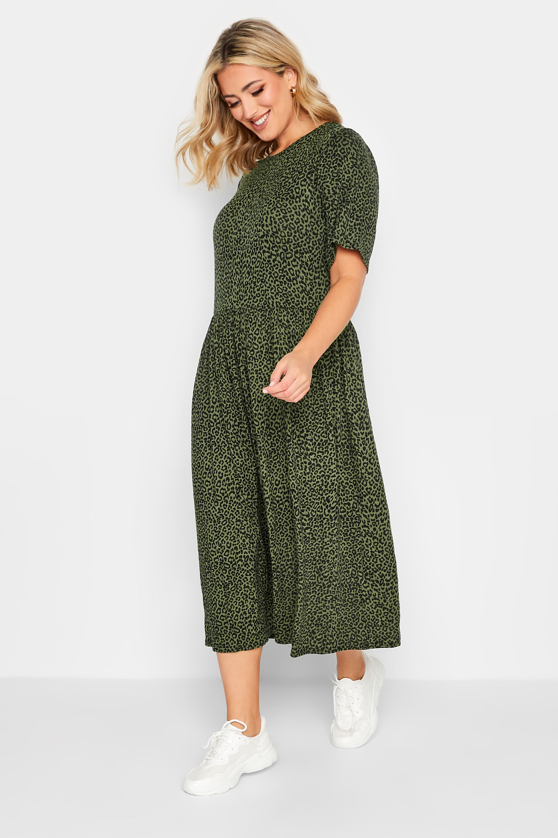 YOURS Plus Size Green Leopard Print Midi Smock Dress | Yours Clothing 2