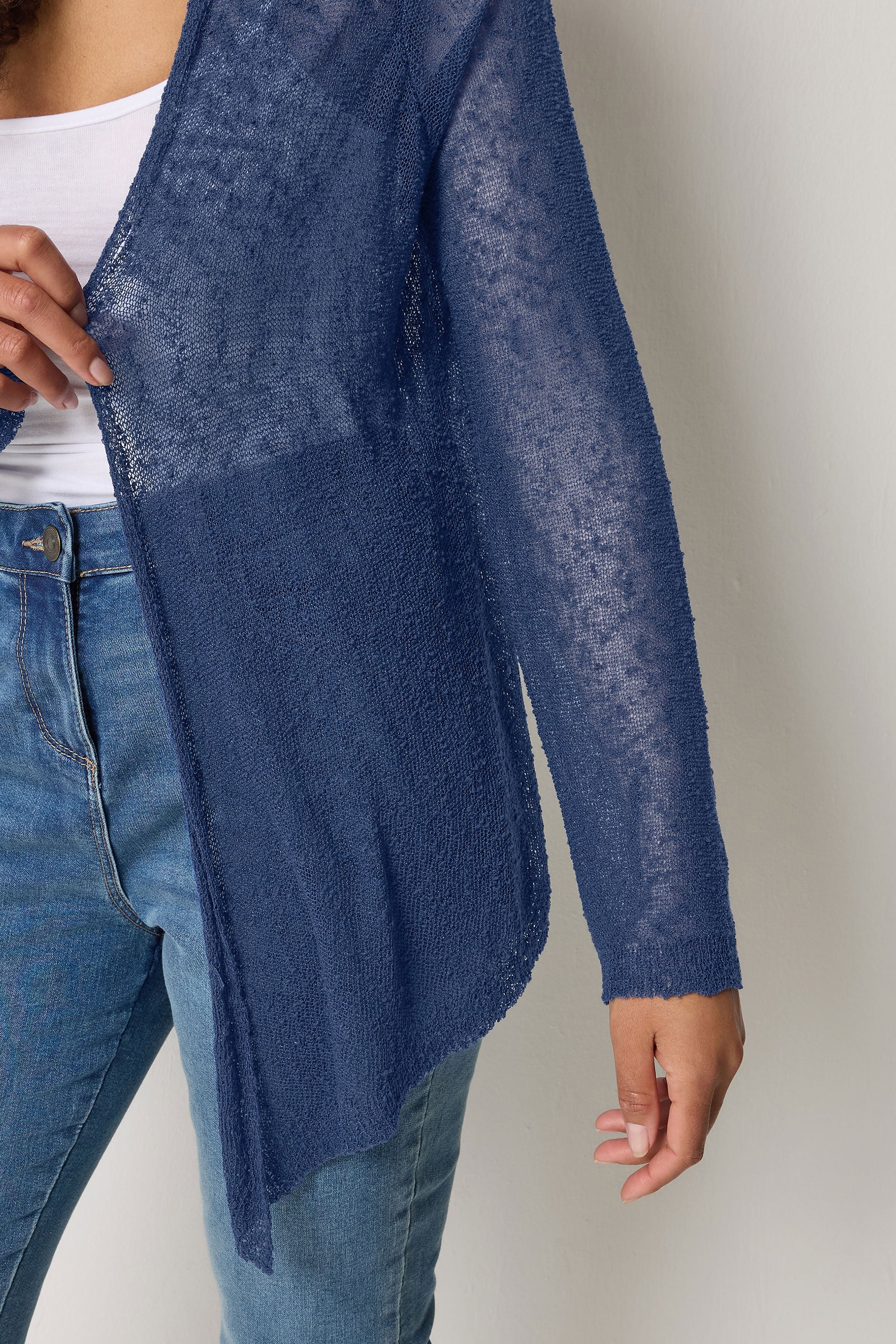 https://cdn.yoursclothing.com/Images/ProductImages/a92bf34e-abb3-48_502983_D.jpg
