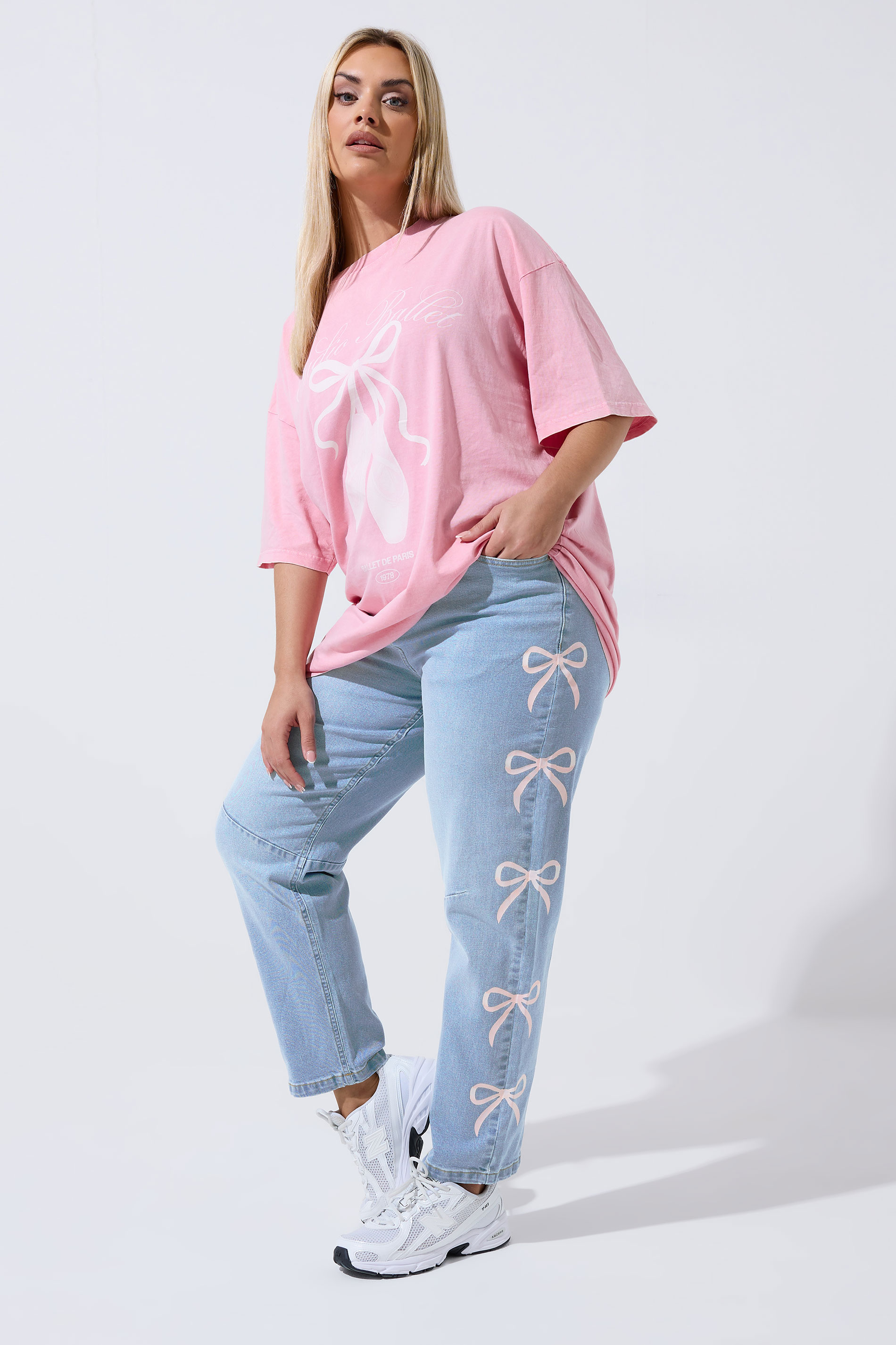 Limited Collection Women's Blue Plus Bow Barrel Leg Jeans Size 22-24