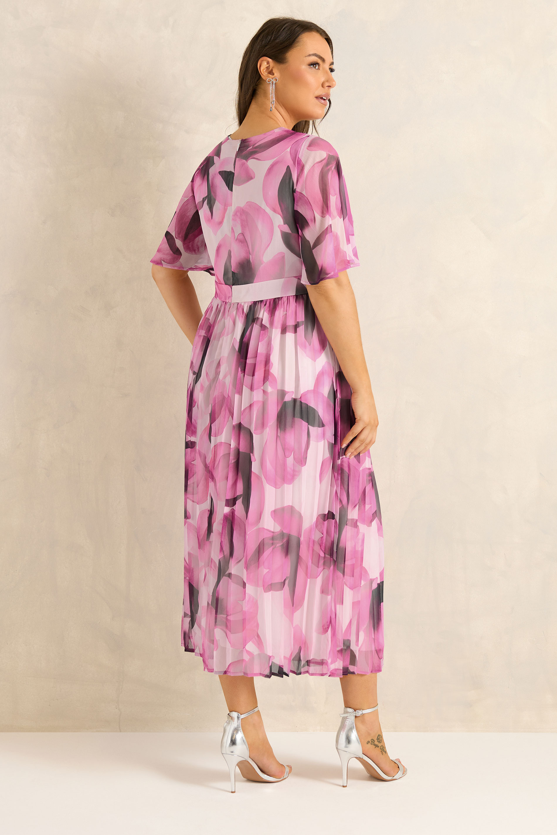 EVANS Plus Size Pink Petal Angel Sleeve Midi Dress | Evans 2