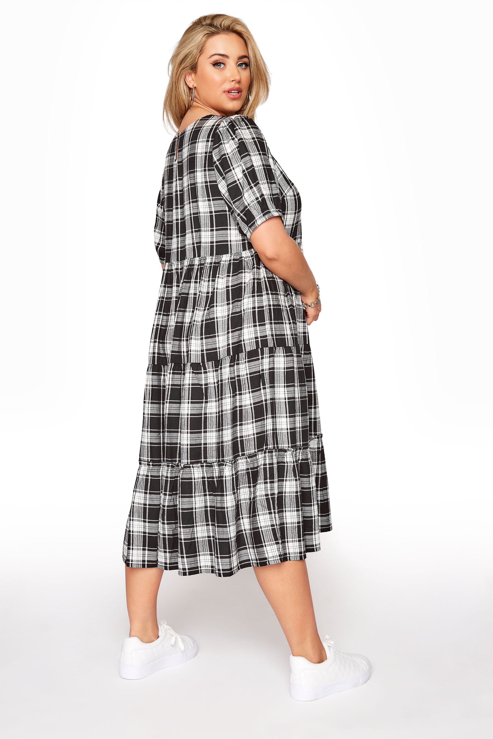 Plus Size Black Plaid Puff Sleeve Smock Midi dress | Yours Clothing