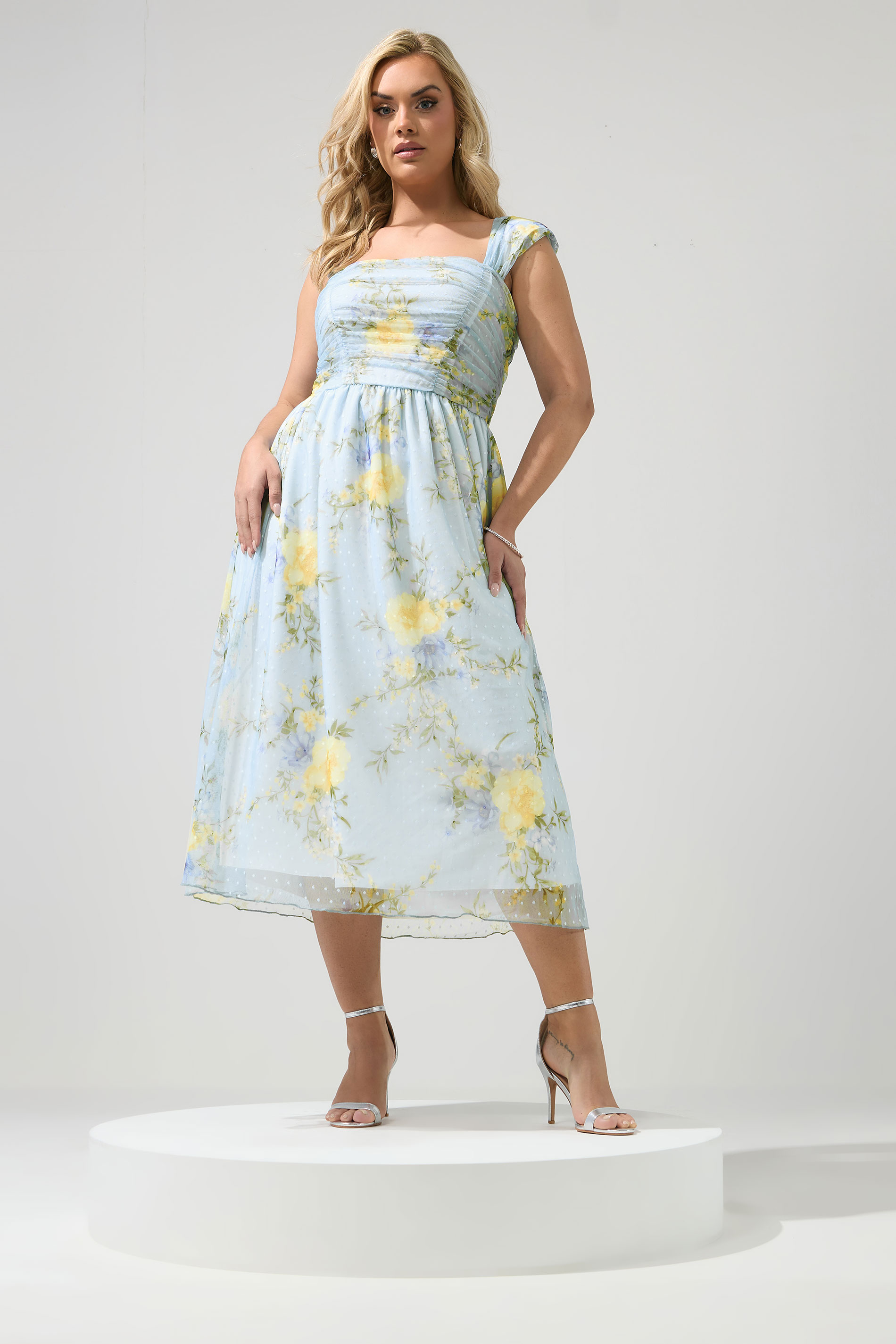 YOURS LONDON Plus Size Blue Floral Spot Mesh Skater Dress | Yours Clothing 3