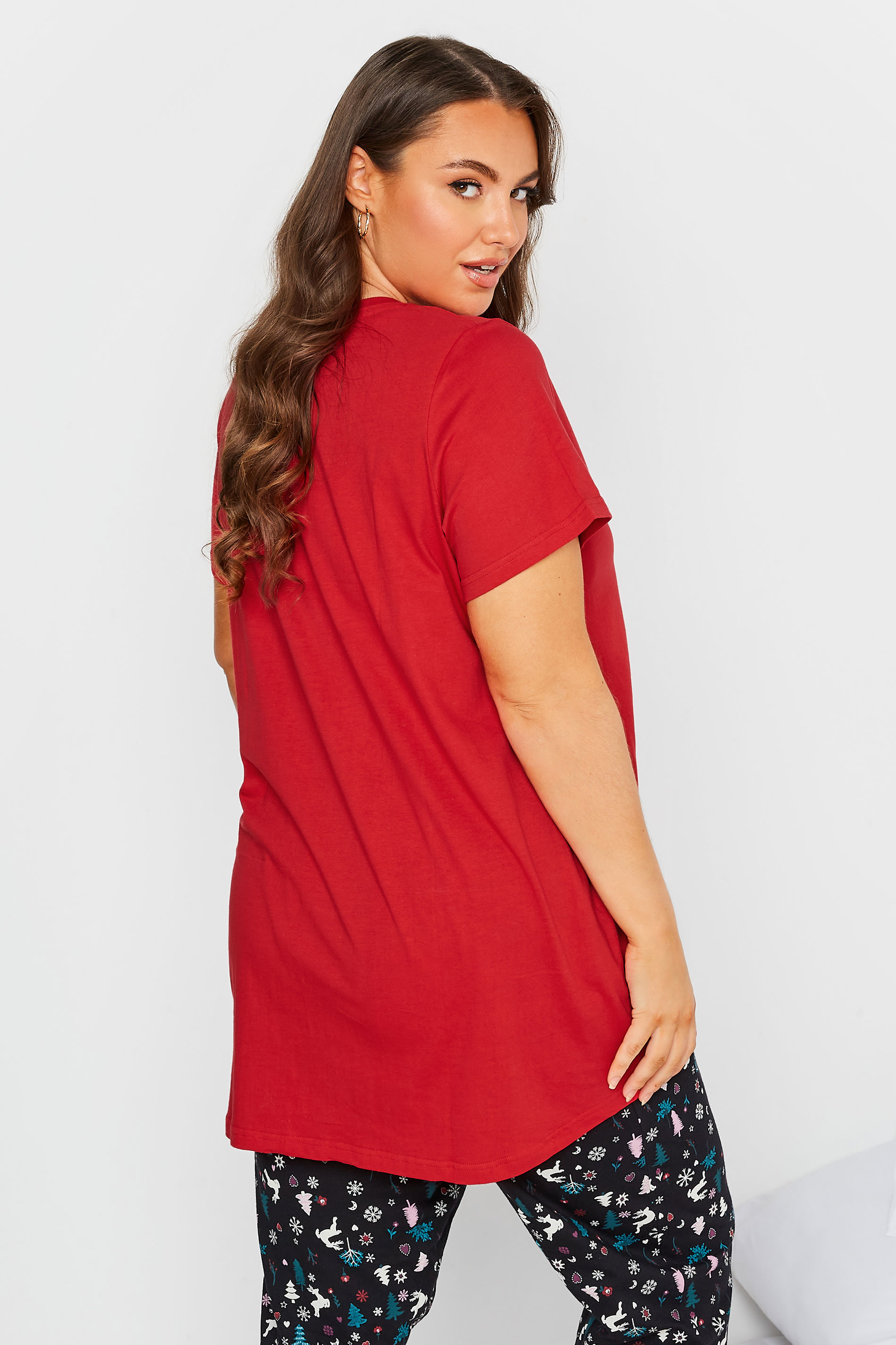 Plus Size Red 'Dreaming Of The Weekend' Slogan Pyjama Top | Yours Clothing	 2