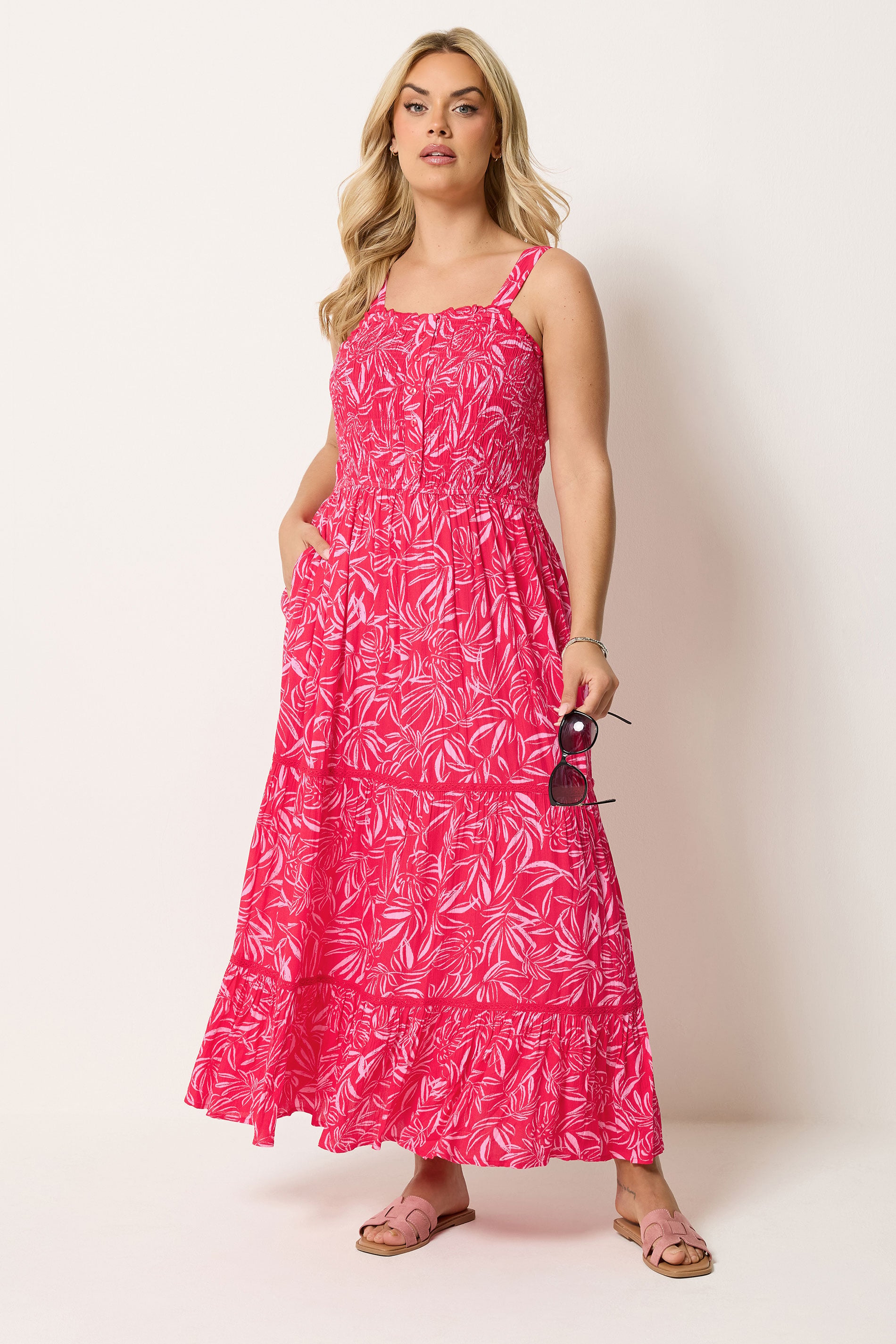 YOURS Plus Size Red Leaf Print Tiered Maxi Dress | Yours Clothing 3