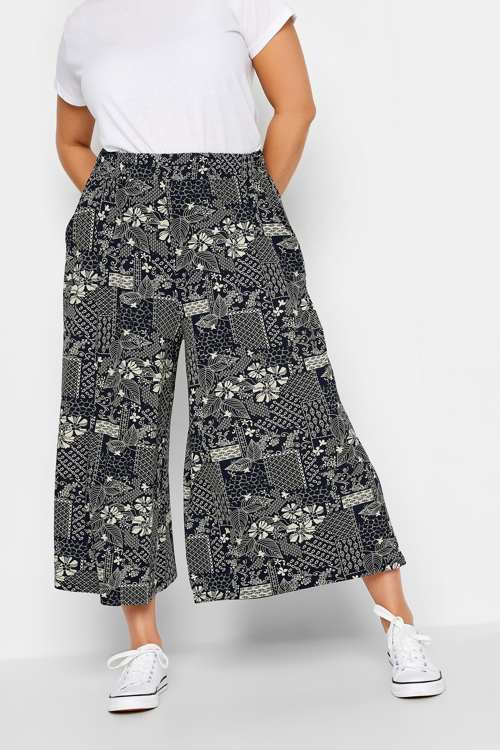 YOURS Curve Navy Blue Leaf Print Midaxi Culottes | Yours Clothing 1