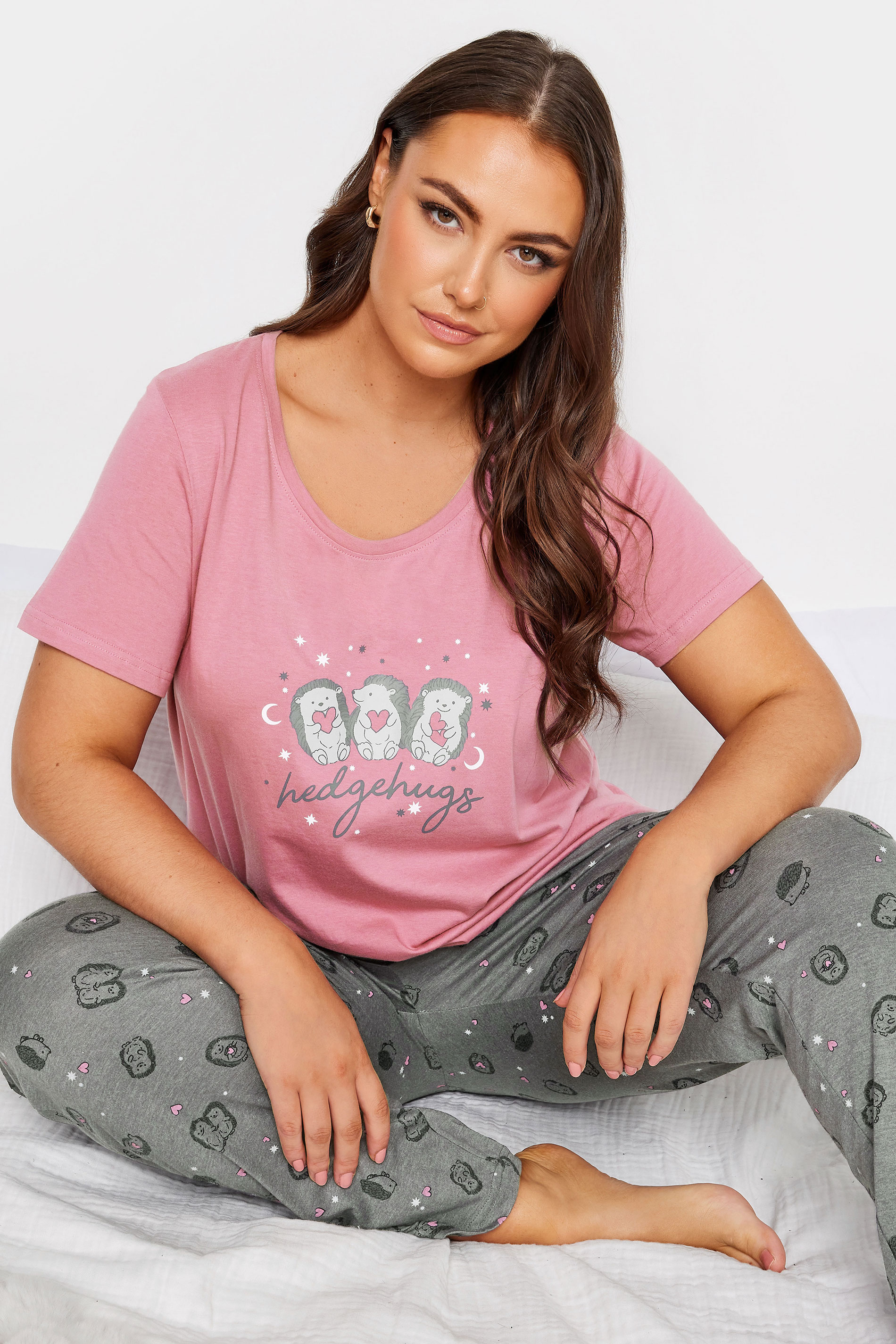 YOURS Plus Size Pink 'Hedgehugs' Slogan Tapered Pyjama Set | Yours Clothing 1
