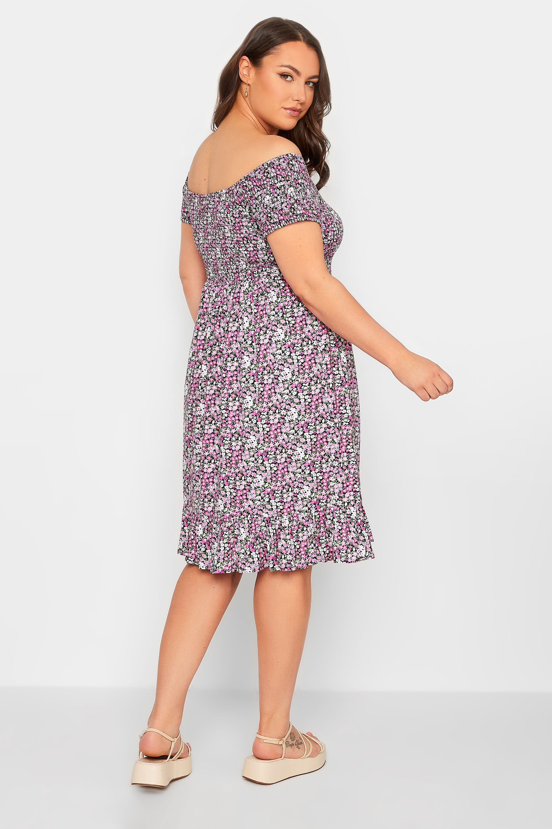 YOURS Curve Pink Floral Ditsy Shirred Midi Dress | Yours Clothing  3