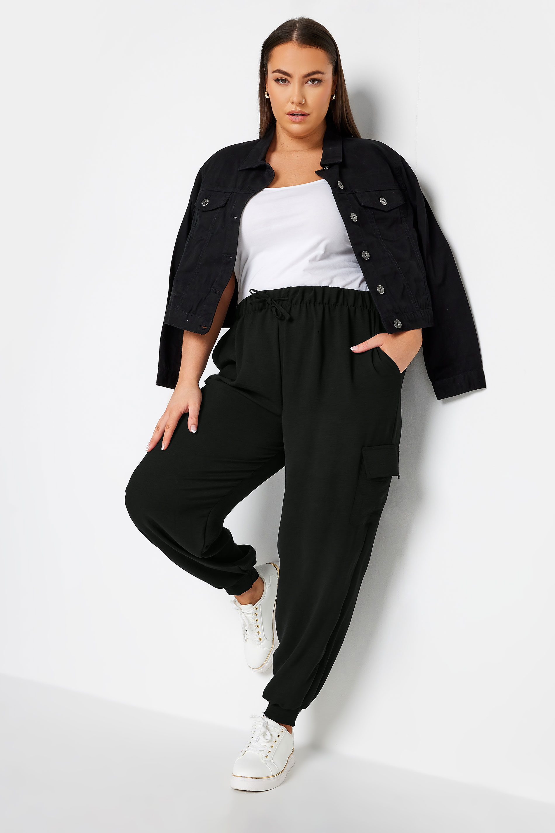 YOURS Plus Size Black Cargo Trousers | Yours Clothing 2