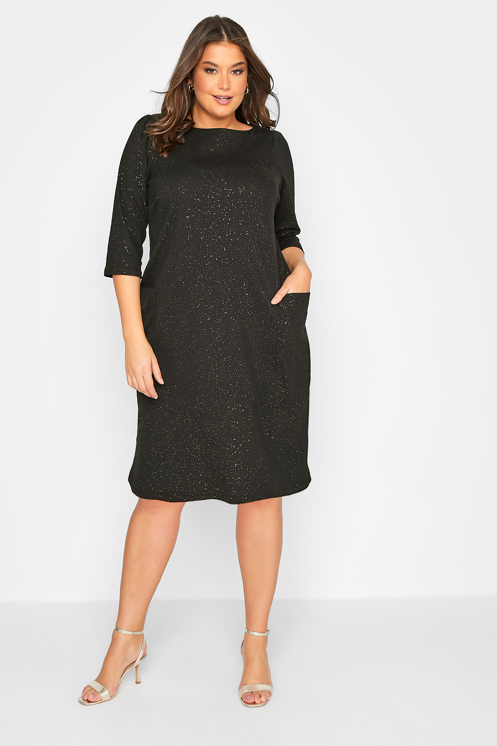 https://cdn.yoursclothing.com/Images/ProductImages/b677360d-add6-4c_174206_B.jpg