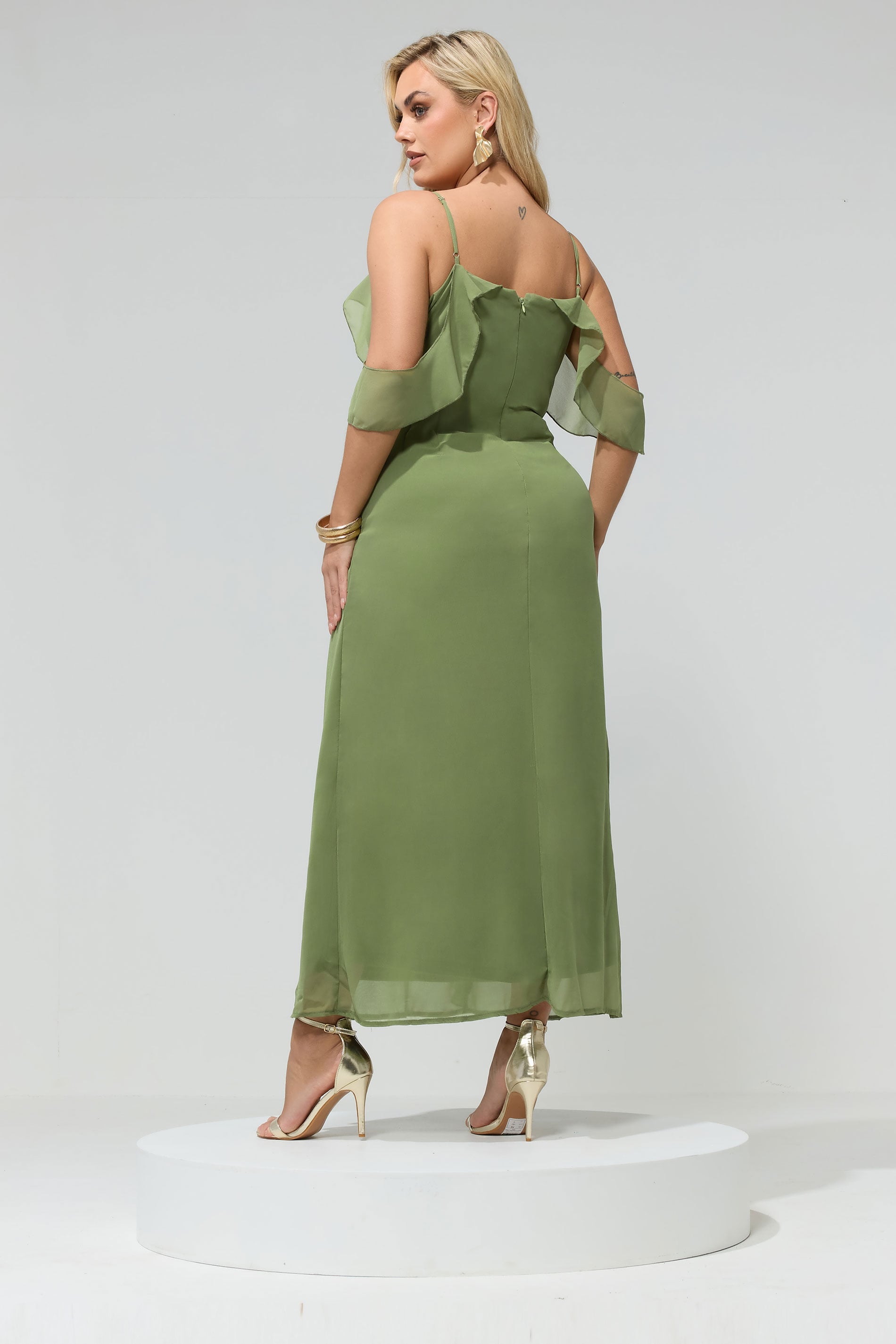YOURS LONDON Plus Size Olive Green Ruffle Cold Shoulder Dress | Yours Clothing 4
