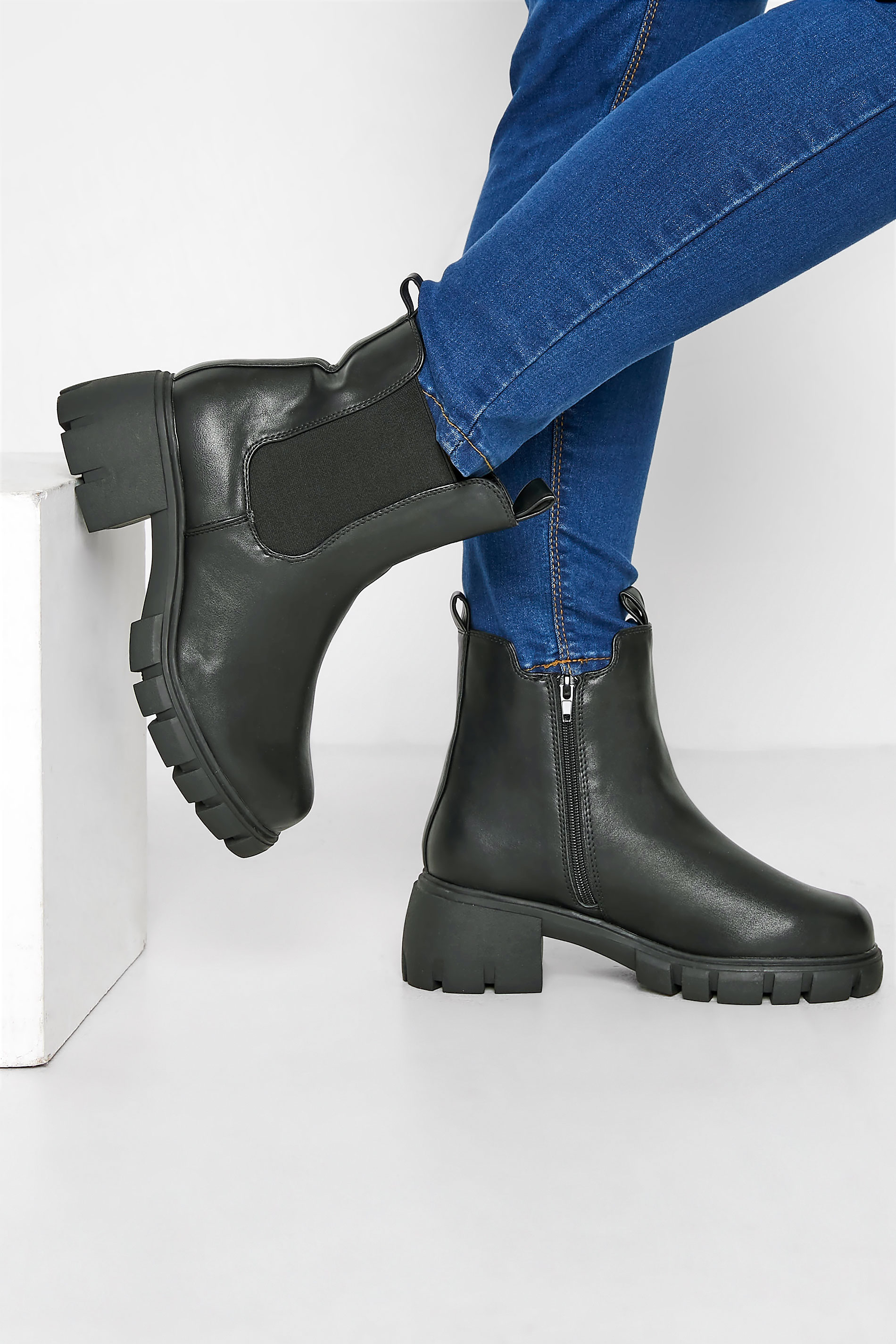 LIMITED COLLECTION Black Chunky Chelsea Boots In Wide E Fit 1