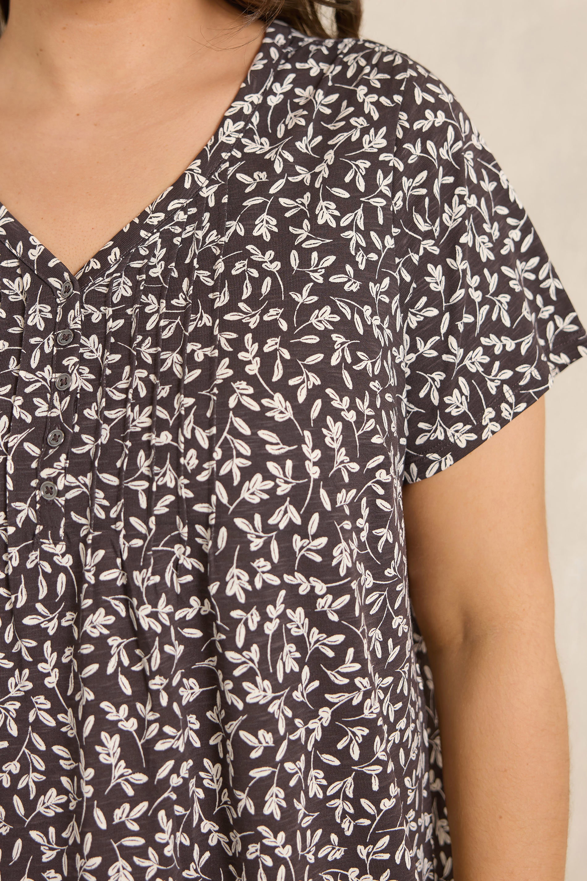 EVANS Plus Size Chocolate Brown Print Cotton Henley Top | Evans 4