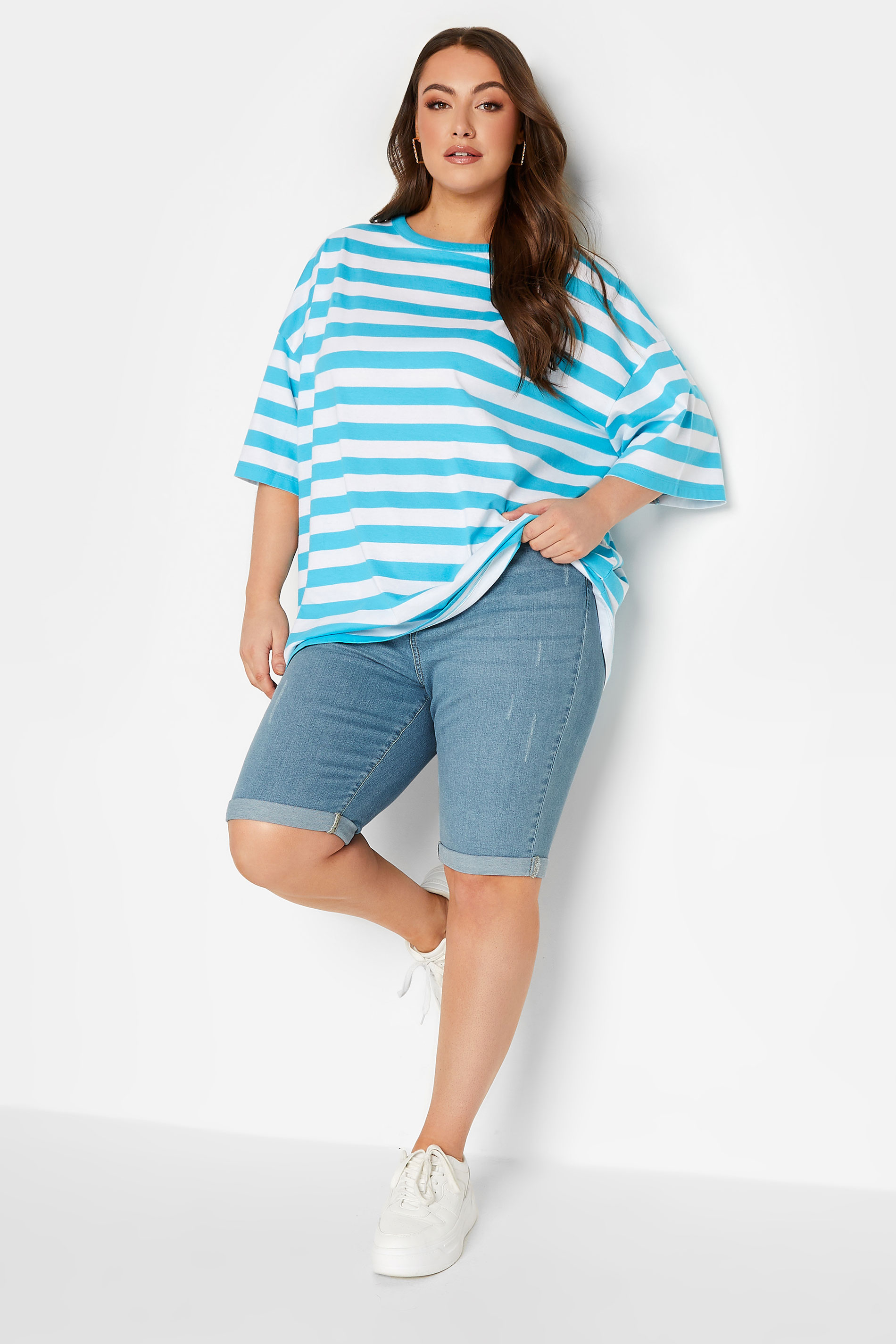 YOURS Plus Size Curve Light Blue Mid Cat Scratch Shorts | Yours Clothing 2