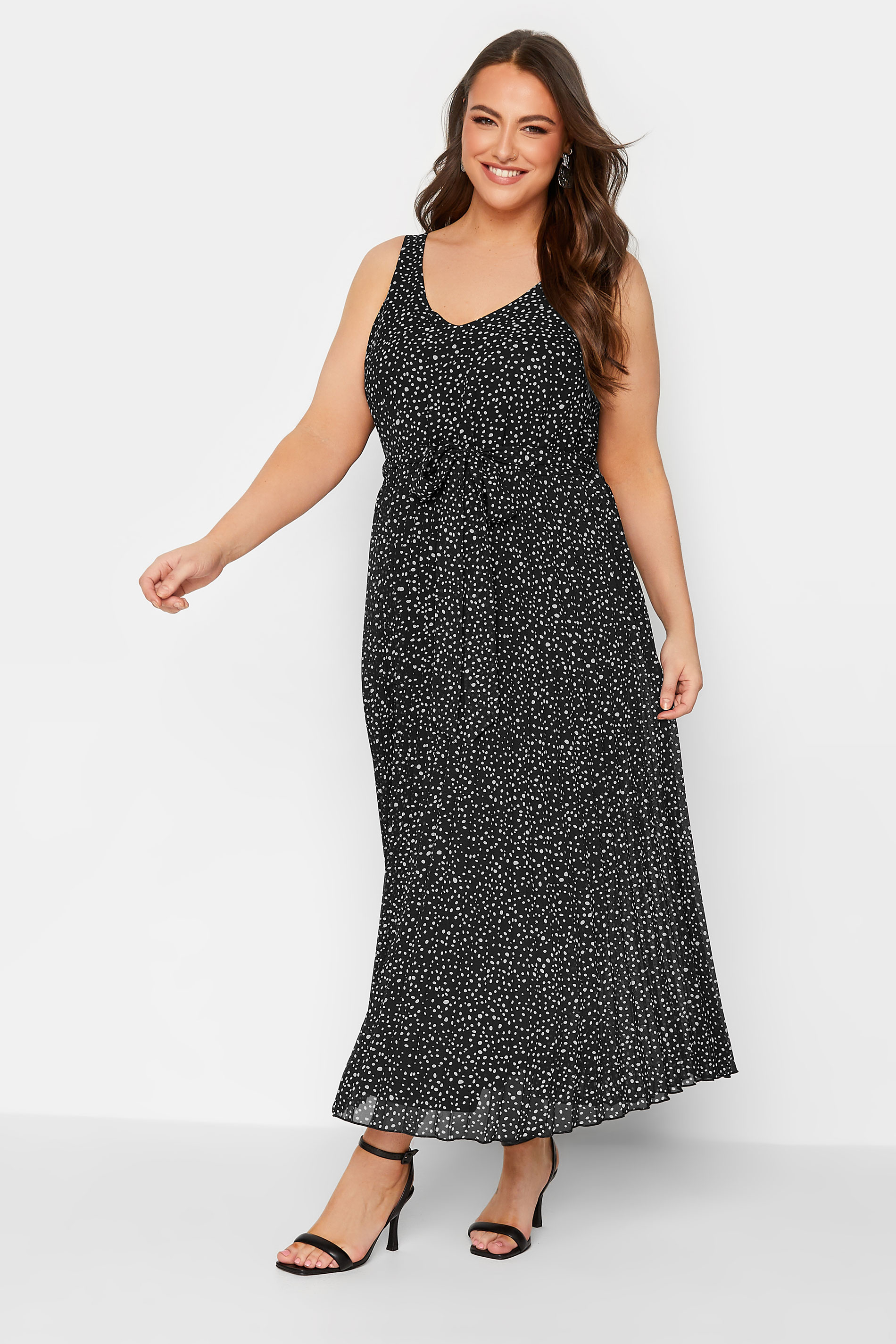 YOURS LONDON Plus Size Black Spot Print Pleated Maxi Dress | Yours Clothing 1