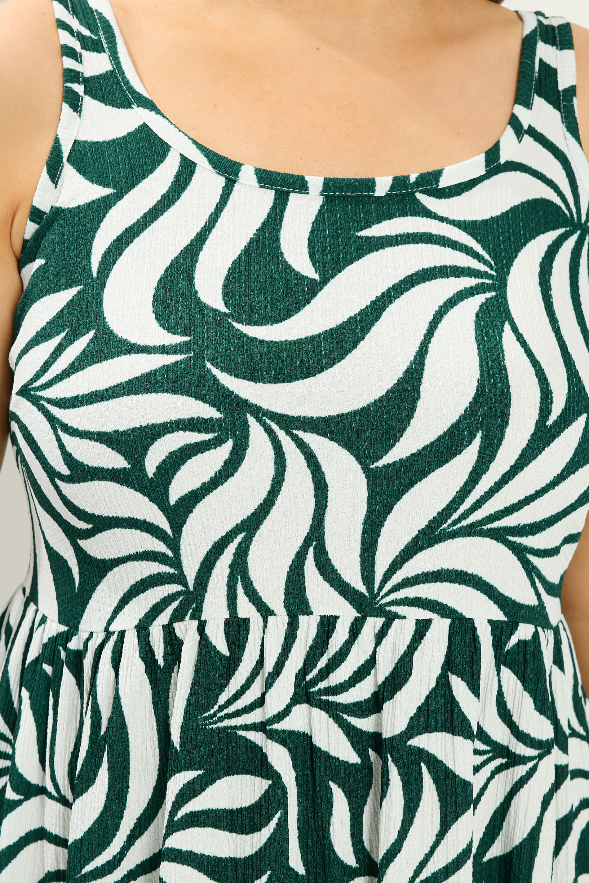 YOURS Plus Size Green Abstract Leaf Smock Dress | Yours Clothing 4