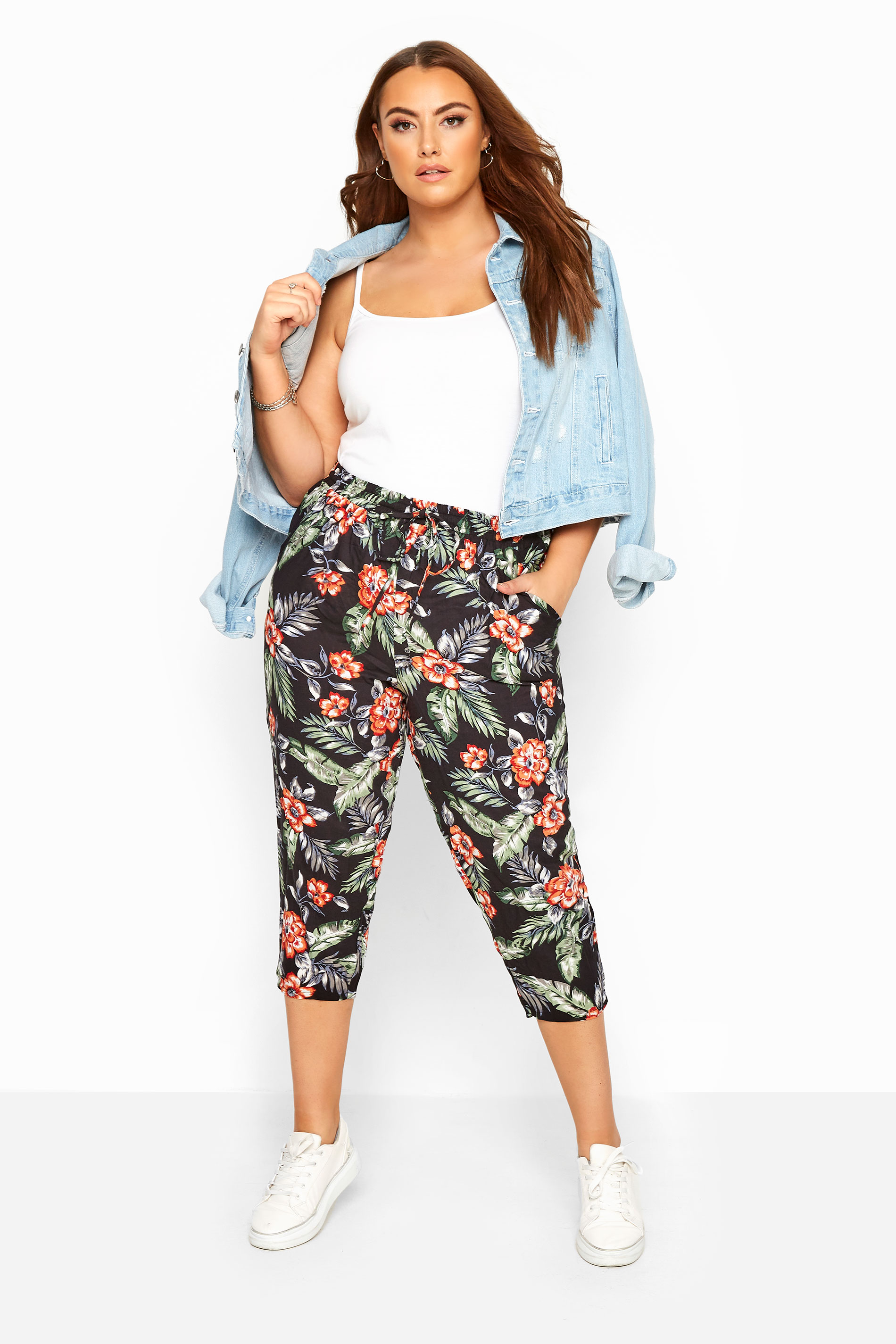 Black Floral Hawaiian Print Cropped Trousers | Yours Clothing