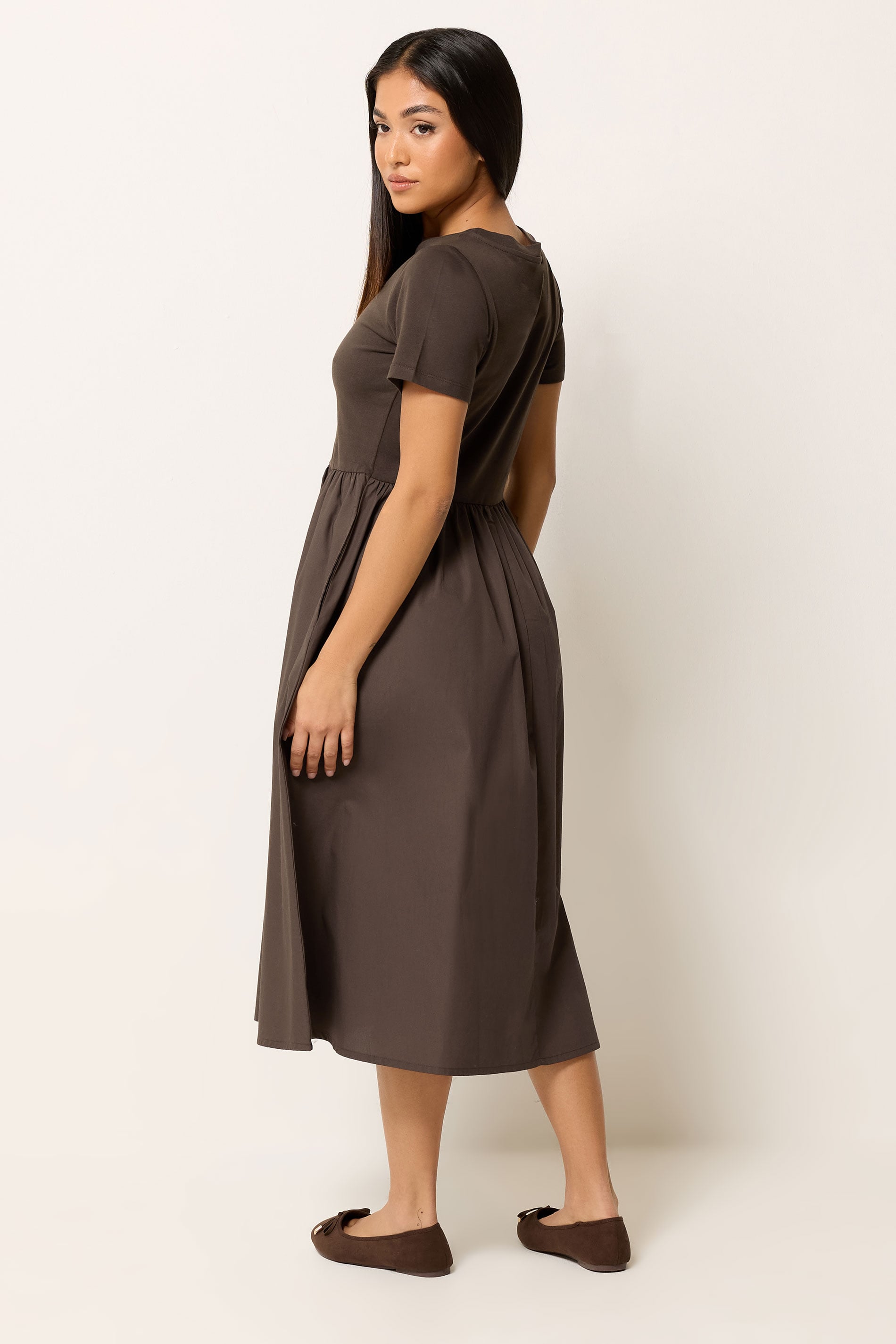M&Co Petite Chocolate Brown Short Sleeve Cotton Midi Dress | M&Co 2
