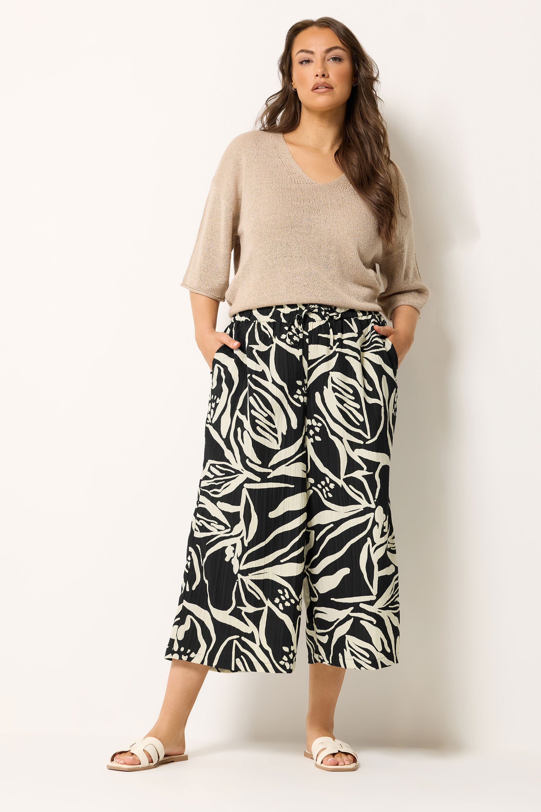 YOURS Plus Size Black Abstract Floral Cropped Trousers | Yours Clothing 1
